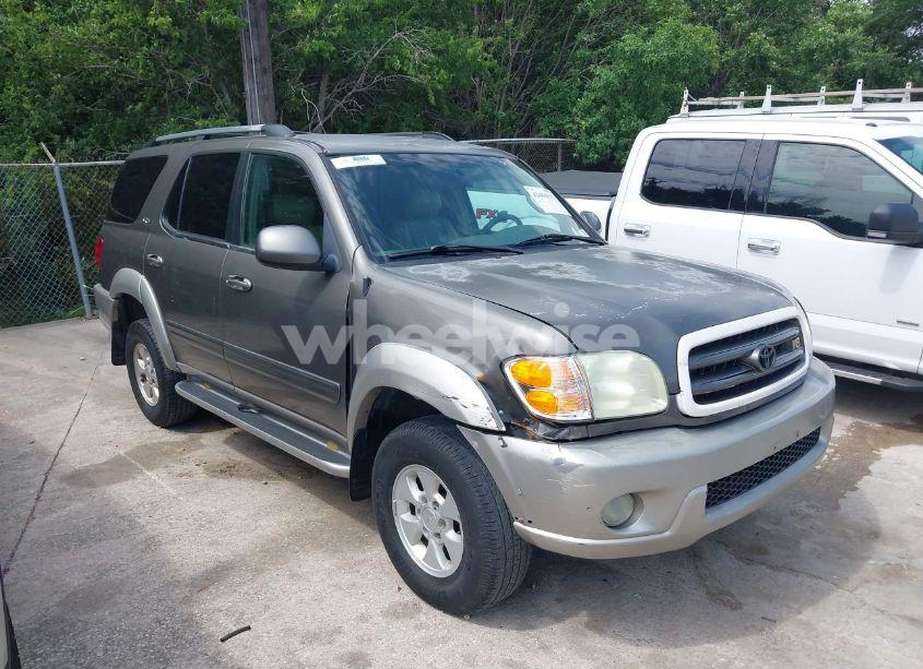 2004 Toyota Sequoia SR5 V8 (VIN 5TDZT34A74S235436) main photo