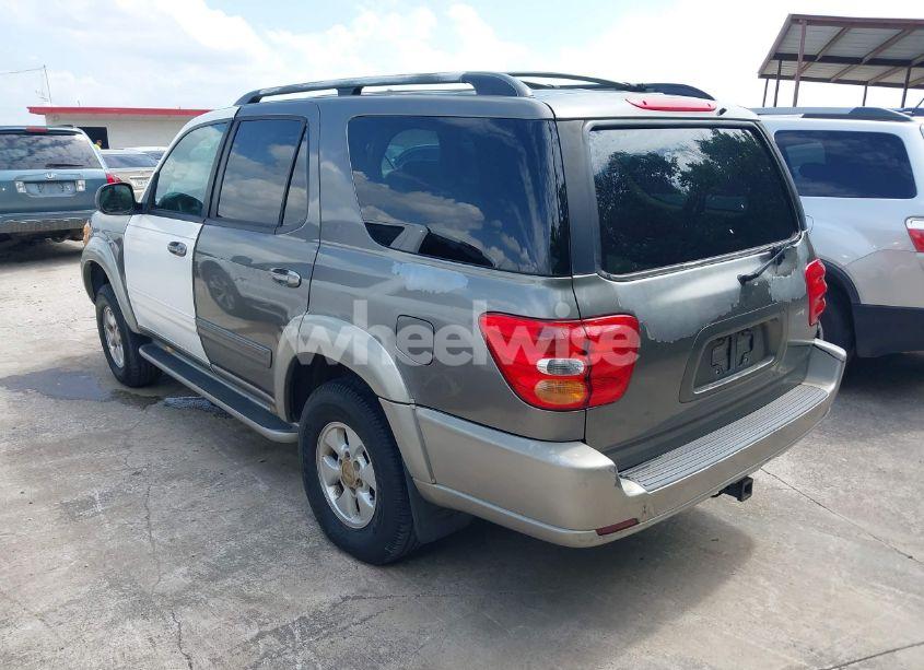 Photo 3 of 2004 Toyota Sequoia SR5 V8 (VIN 5TDZT34A74S235436)