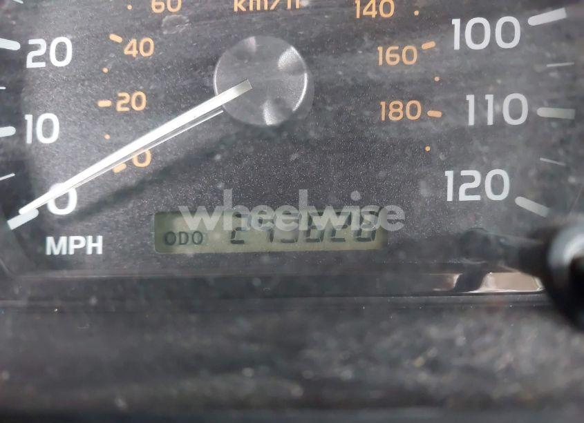 Photo 15 of 2005 Toyota Sequoia SR5 V8 (VIN 5TDZT34A75S255459)