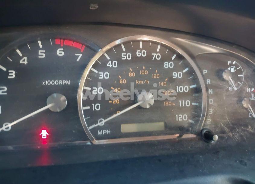 Photo 7 of 2005 Toyota Sequoia SR5 V8 (VIN 5TDZT34A75S255459)