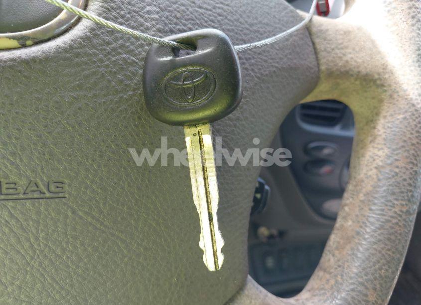 Photo 11 of 2006 Toyota Sequoia SR5 V8 (VIN 5TDZT34A76S273753)