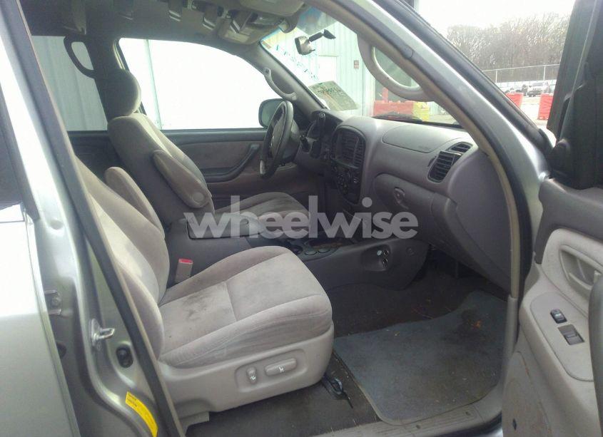 Photo 5 of 2007 Toyota Sequoia SR5 V8 (VIN 5TDZT34A77S285533)