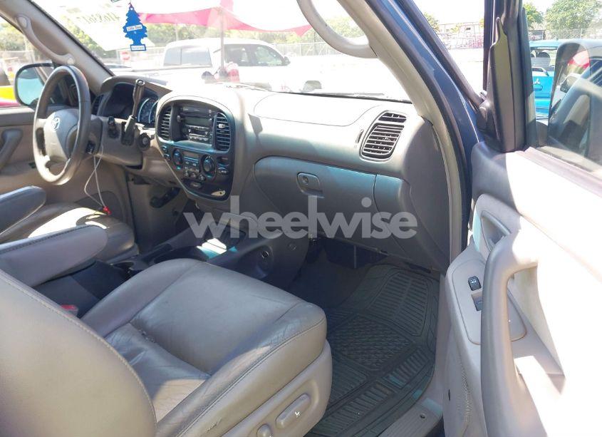 Photo 5 of 2007 Toyota Sequoia SR5 V8 (VIN 5TDZT34A77S298637)