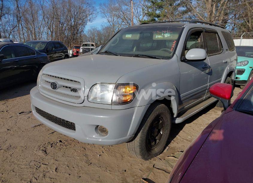 Photo 2 of 2001 Toyota Sequoia SR5 V8 (VIN 5TDZT34A81S012625)