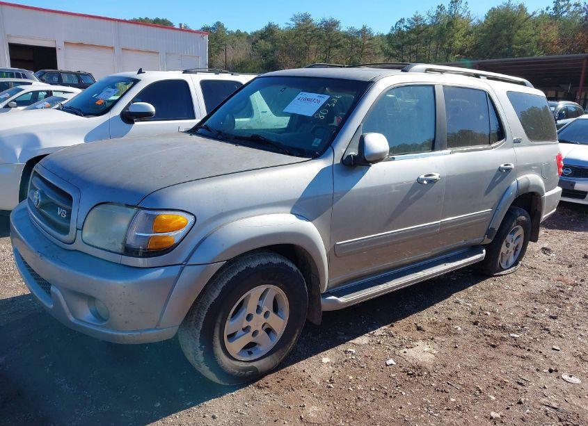 Photo 2 of 2003 Toyota Sequoia SR5 V8 (VIN 5TDZT34A83S150877)