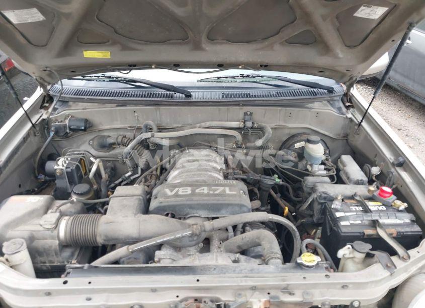 Photo 10 of 2003 Toyota Sequoia SR5 V8 (VIN 5TDZT34A83S163144)