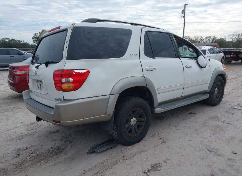 Photo 4 of 2003 Toyota Sequoia SR5 V8 (VIN 5TDZT34A83S167663)