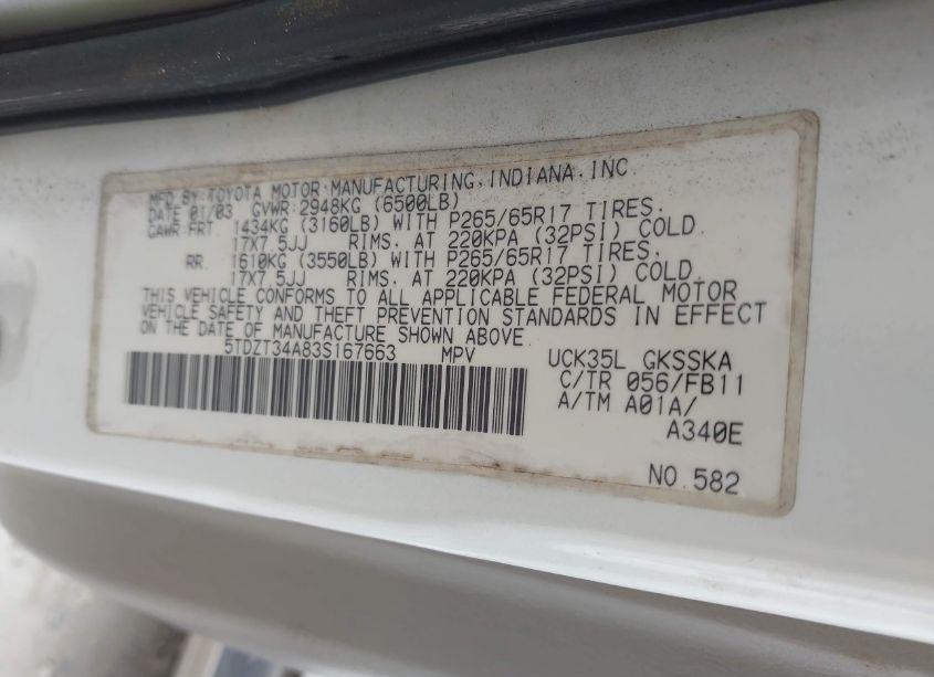 Photo 9 of 2003 Toyota Sequoia SR5 V8 (VIN 5TDZT34A83S167663)