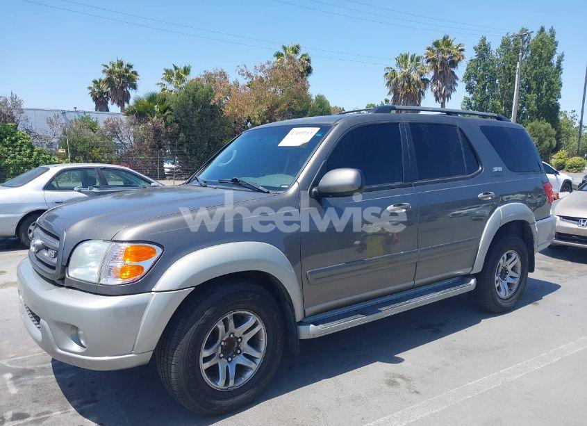 Photo 6 of 2003 Toyota Sequoia SR5 V8 (VIN 5TDZT34A83S178730)