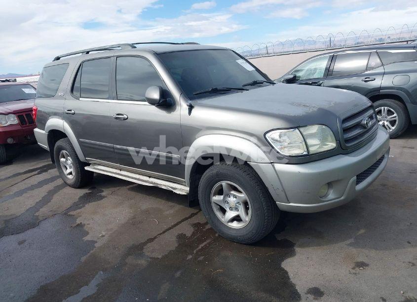 2003 Toyota Sequoia SR5 V8 (VIN 5TDZT34A83S179926) main photo