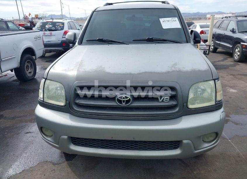 Photo 6 of 2003 Toyota Sequoia SR5 V8 (VIN 5TDZT34A83S179926)