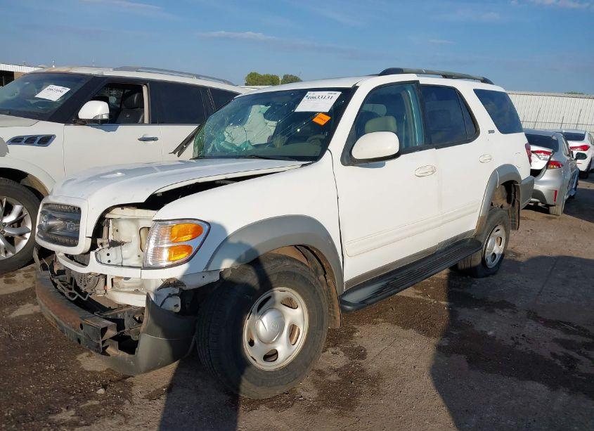 Photo 2 of 2004 Toyota Sequoia SR5 V8 (VIN 5TDZT34A84S238183)