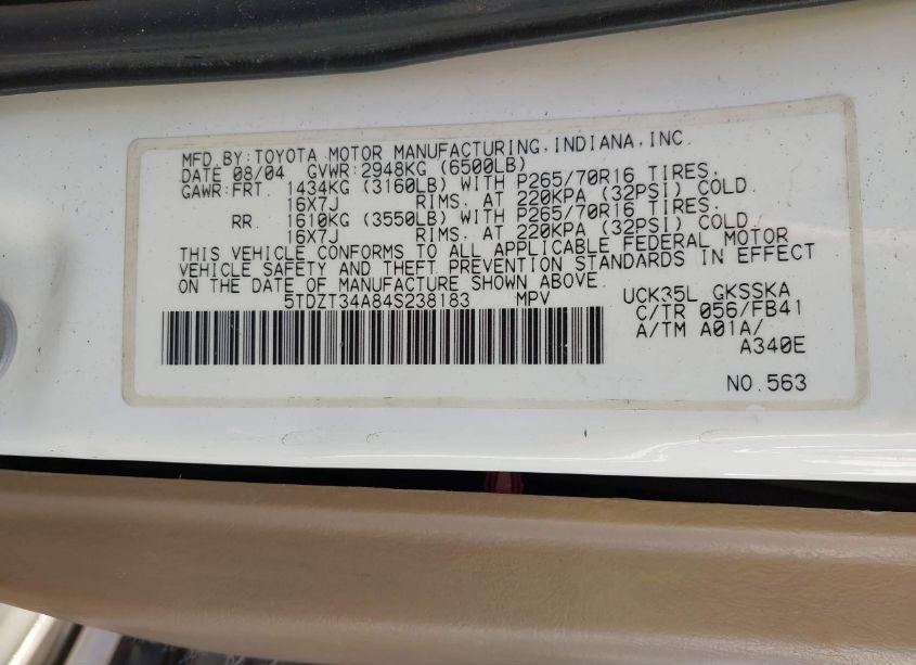 Photo 9 of 2004 Toyota Sequoia SR5 V8 (VIN 5TDZT34A84S238183)