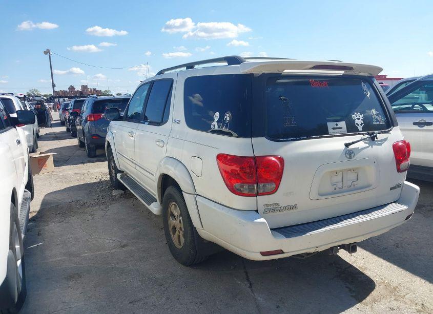 Photo 3 of 2005 Toyota Sequoia SR5 V8 (VIN 5TDZT34A85S245233)