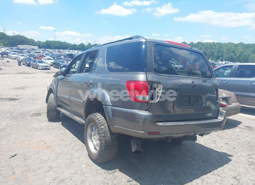 Photo 3 of 2005 Toyota Sequoia SR5 V8 (VIN 5TDZT34A85S258788)