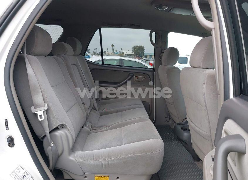 Photo 8 of 2006 Toyota Sequoia SR5 V8 (VIN 5TDZT34A86S279237)