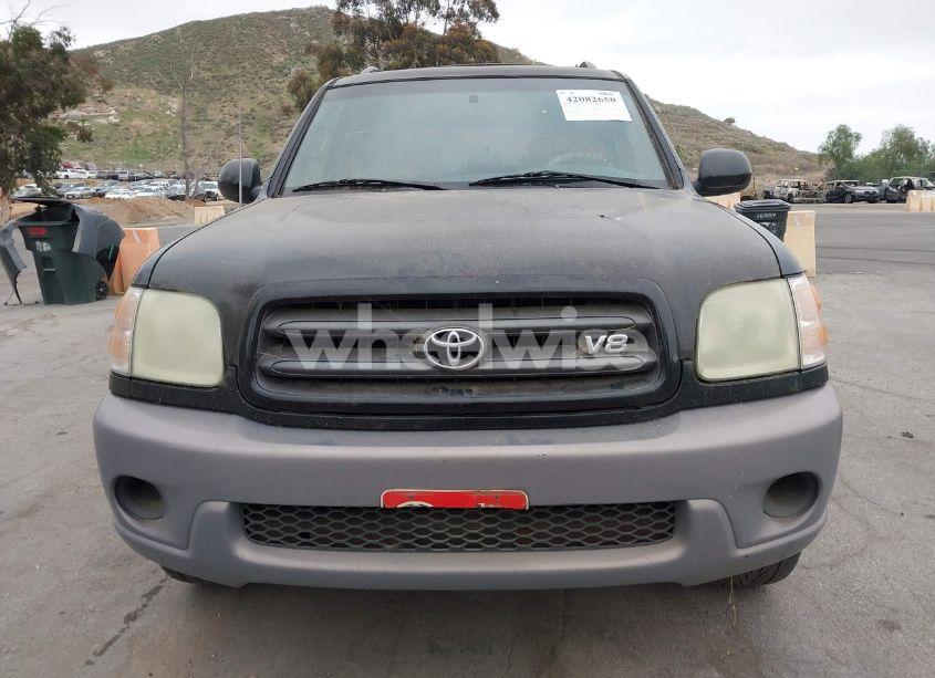 Photo 6 of 2002 Toyota Sequoia SR5 V8 (VIN 5TDZT34A92S122584)