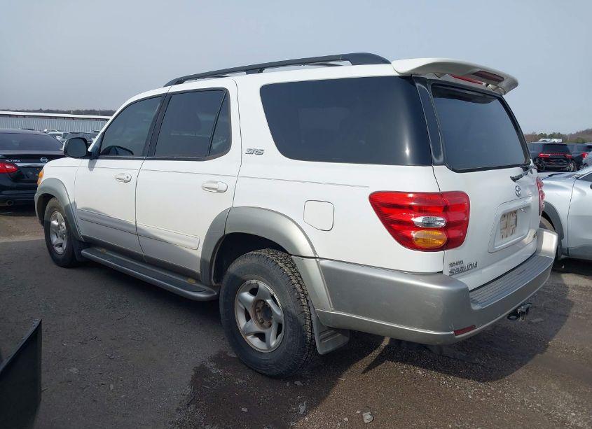 Photo 3 of 2003 Toyota Sequoia SR5 V8 (VIN 5TDZT34A93S151472)