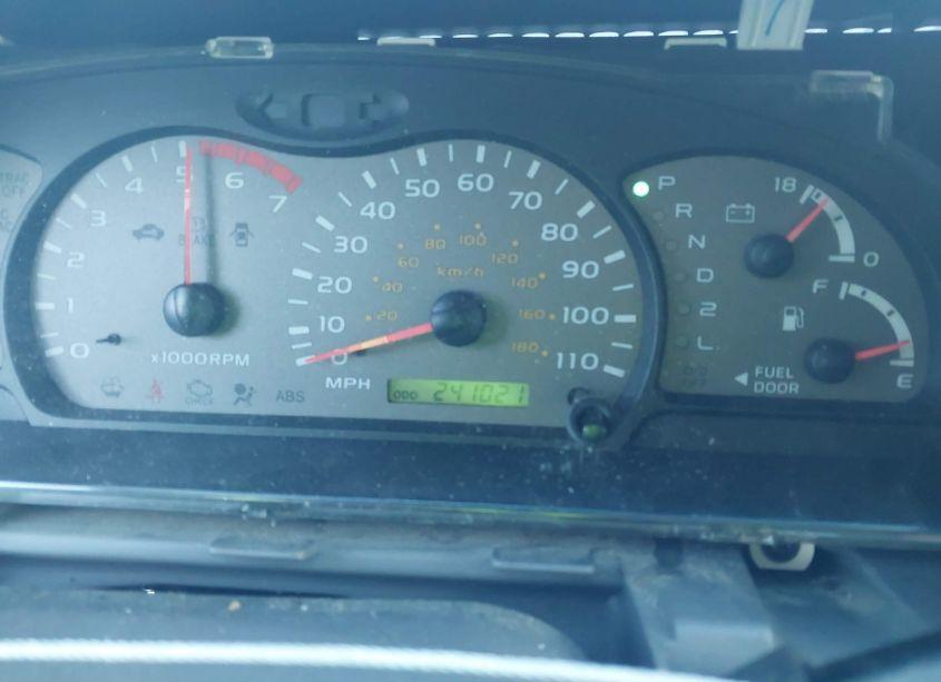 Photo 7 of 2003 Toyota Sequoia SR5 V8 (VIN 5TDZT34A93S154825)