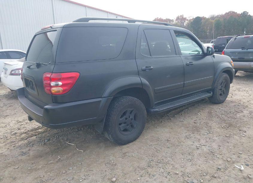 Photo 4 of 2004 Toyota Sequoia SR5 V8 (VIN 5TDZT34A94S208528)