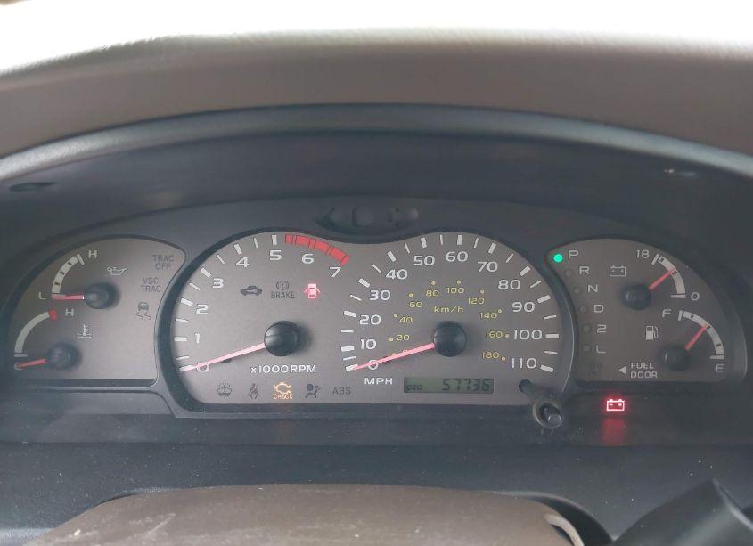 Photo 7 of 2004 Toyota Sequoia SR5 V8 (VIN 5TDZT34A94S209159)