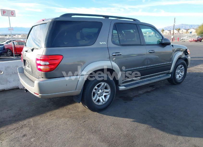 Photo 4 of 2004 Toyota Sequoia SR5 V8 (VIN 5TDZT34A94S230576)
