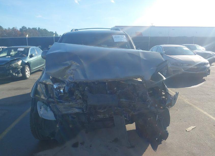 Photo 13 of 2005 Toyota Sequoia SR5 V8 (VIN 5TDZT34A95S247640)