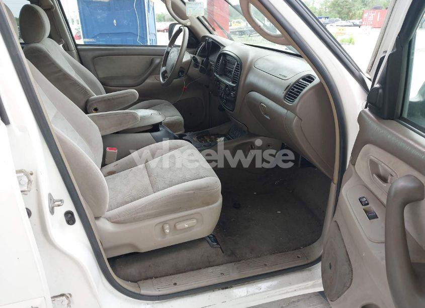 Photo 5 of 2006 Toyota Sequoia SR5 V8 (VIN 5TDZT34A96S279098)