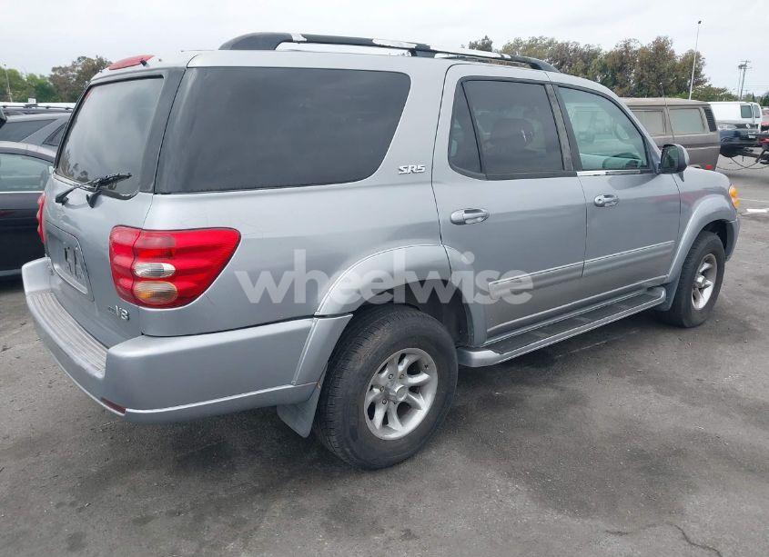 Photo 4 of 2001 Toyota Sequoia SR5 V8 (VIN 5TDZT34AX1S042371)