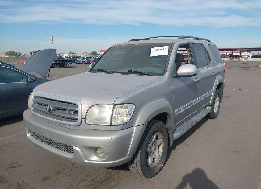 Photo 2 of 2002 Toyota Sequoia SR5 (VIN 5TDZT34AX2S086579)