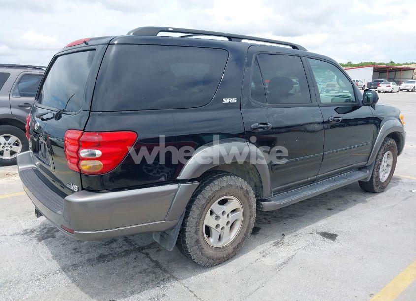 Photo 4 of 2003 Toyota Sequoia SR5 V8 (VIN 5TDZT34AX3S138939)