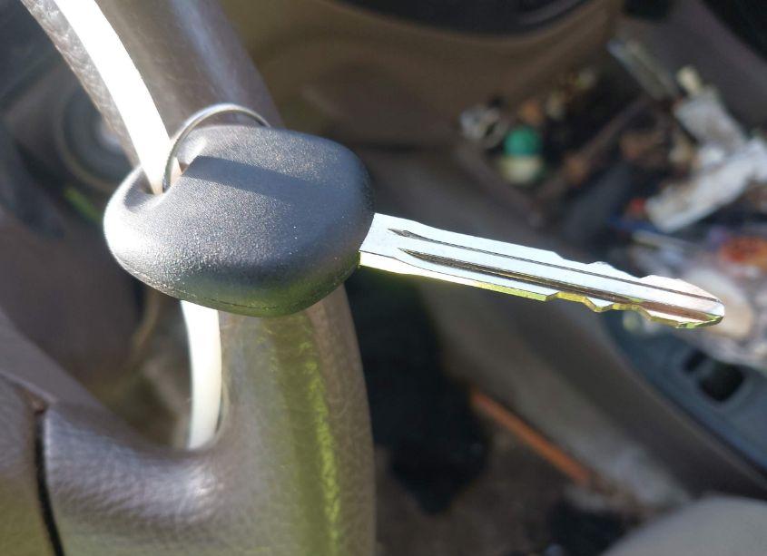 Photo 11 of 2003 Toyota Sequoia SR5 V8 (VIN 5TDZT34AX3S166031)