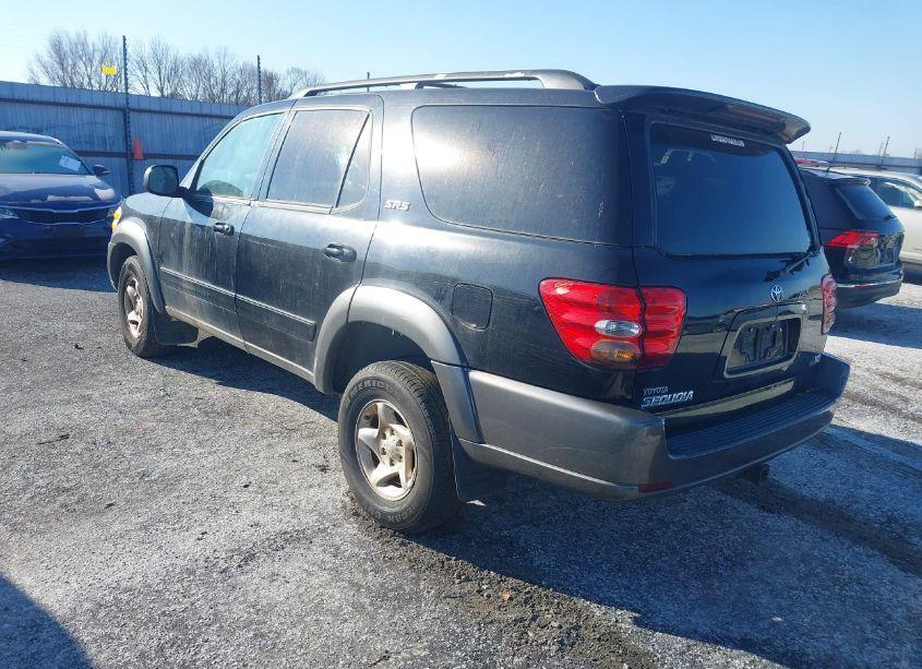 Photo 3 of 2003 Toyota Sequoia SR5 V8 (VIN 5TDZT34AX3S166031)