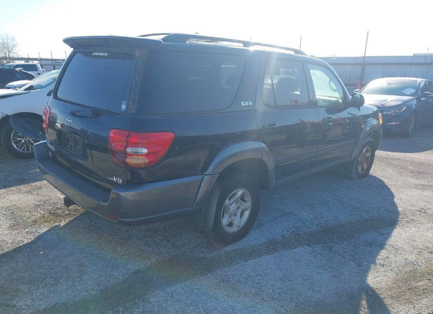 Photo 4 of 2003 Toyota Sequoia SR5 V8 (VIN 5TDZT34AX3S166031)