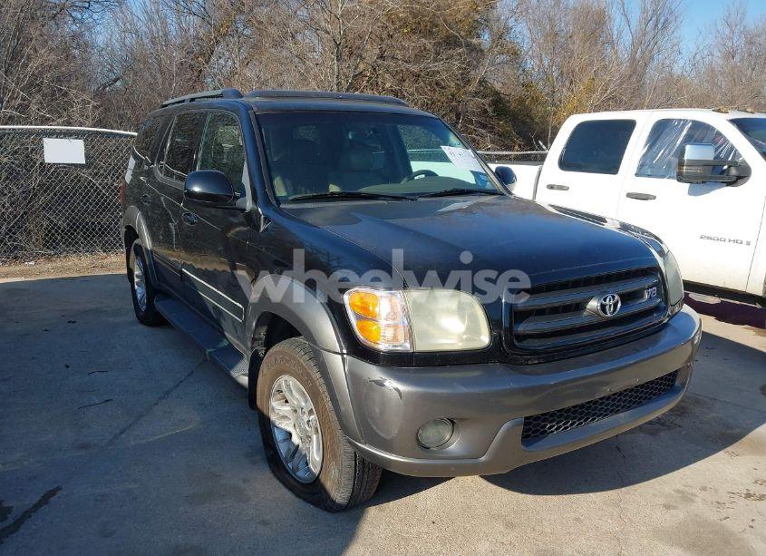 2004 Toyota Sequoia SR5 V8 (VIN 5TDZT34AX4S207193) main photo