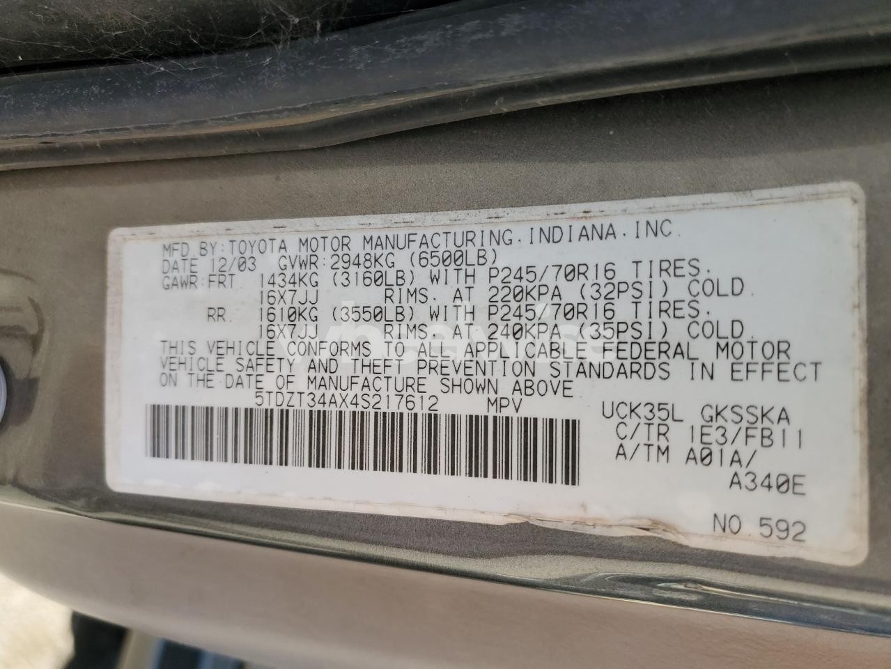 Photo 13 of 2004 TOYOTA SEQUOIA SR5 (VIN 5TDZT34AX4S217612)