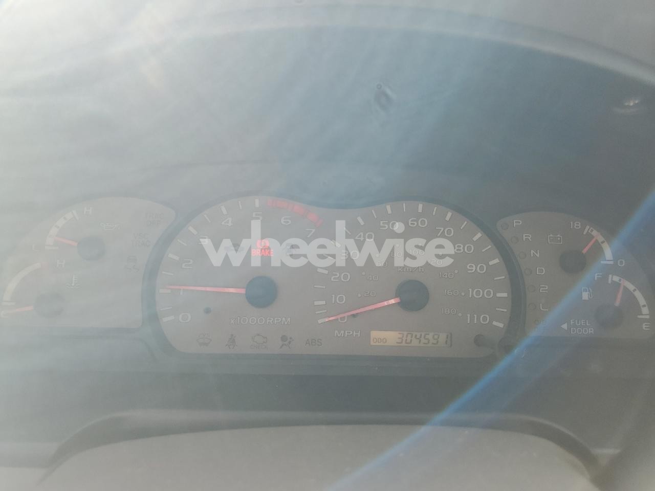 Photo 9 of 2004 TOYOTA SEQUOIA SR5 (VIN 5TDZT34AX4S217612)