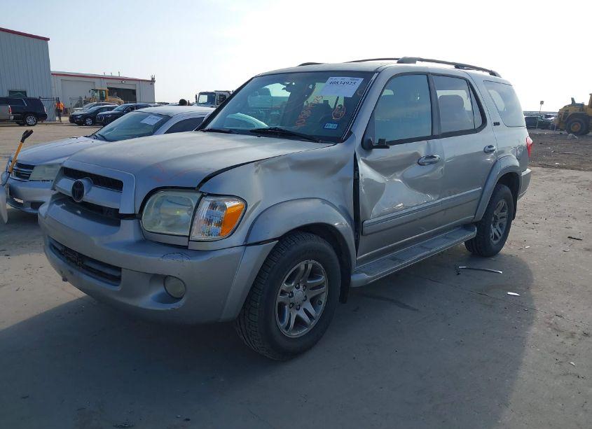 Photo 2 of 2007 Toyota Sequoia SR5 V8 (VIN 5TDZT34AX7S292993)