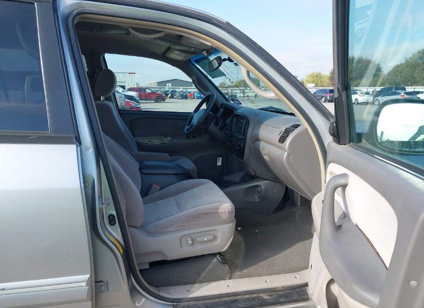 Photo 5 of 2007 Toyota Sequoia SR5 V8 (VIN 5TDZT34AX7S292993)