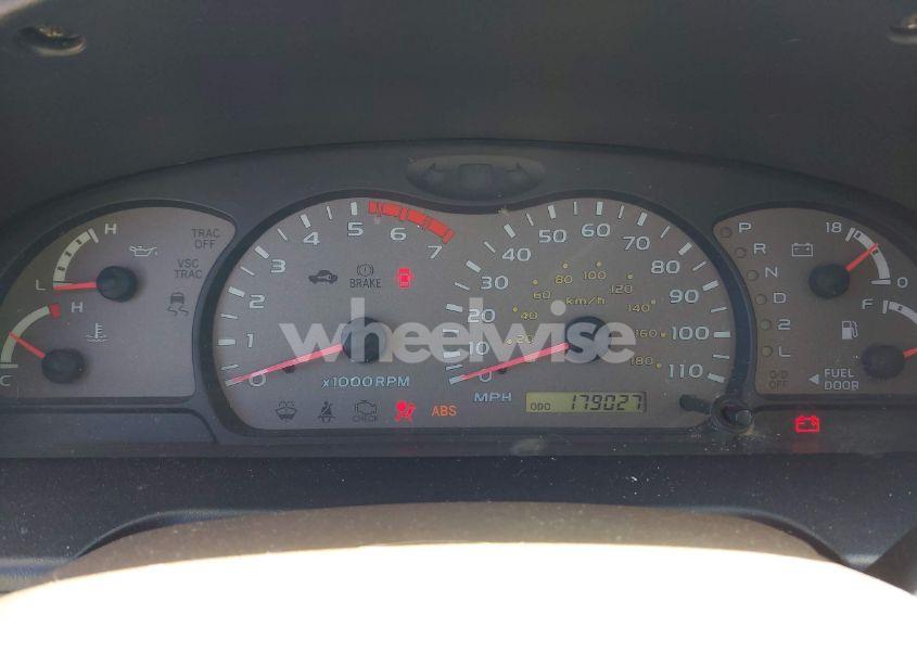 Photo 7 of 2004 Toyota Sequoia LIMITED V8 (VIN 5TDZT38A04S213613)