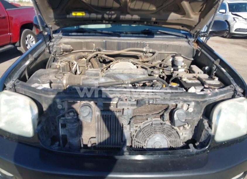 Photo 10 of 2004 Toyota Sequoia LIMITED V8 (VIN 5TDZT38A04S221274)