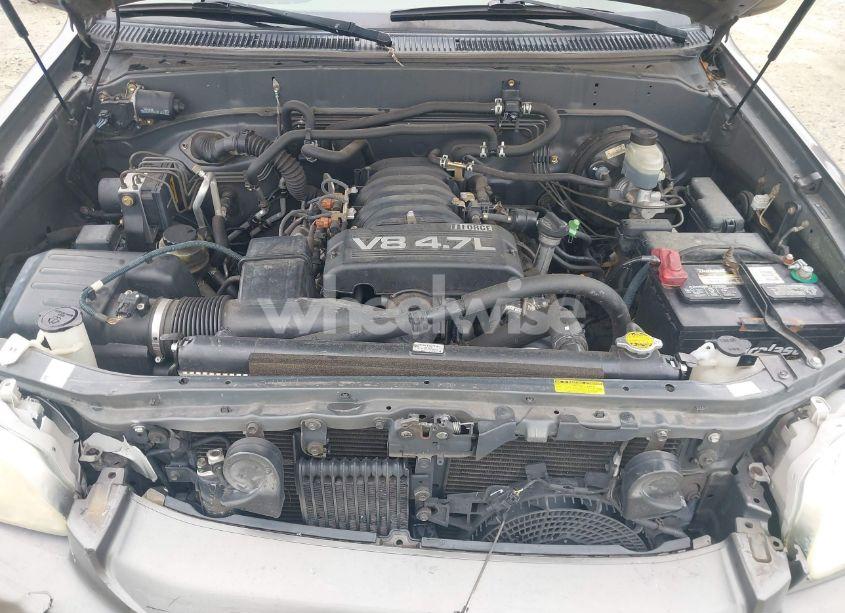 Photo 10 of 2005 Toyota Sequoia LIMITED V8 (VIN 5TDZT38A05S244247)