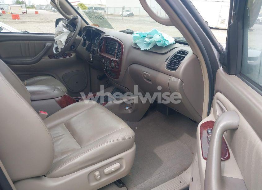 Photo 5 of 2005 Toyota Sequoia LIMITED V8 (VIN 5TDZT38A05S244247)