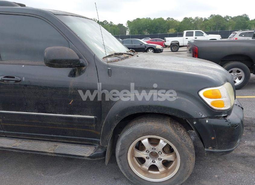 Photo 13 of 2004 Toyota Sequoia LIMITED V8 (VIN 5TDZT38A14S208369)
