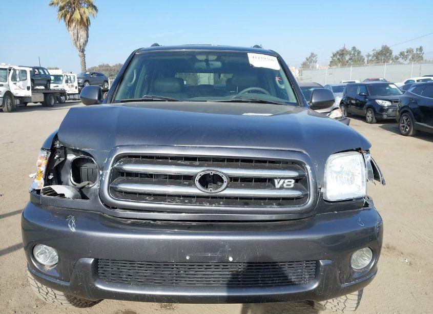 Photo 12 of 2004 Toyota Sequoia LIMITED V8 (VIN 5TDZT38A14S238388)