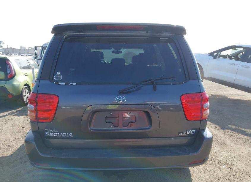 Photo 16 of 2004 Toyota Sequoia LIMITED V8 (VIN 5TDZT38A14S238388)