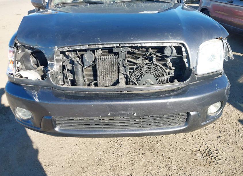 Photo 6 of 2004 Toyota Sequoia LIMITED V8 (VIN 5TDZT38A14S238388)