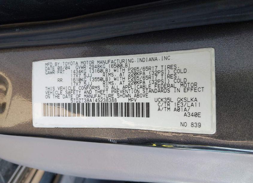 Photo 9 of 2004 Toyota Sequoia LIMITED V8 (VIN 5TDZT38A14S238388)