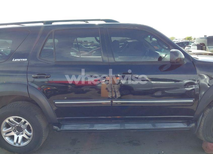 Photo 13 of 2005 Toyota Sequoia LIMITED V8 (VIN 5TDZT38A15S260392)