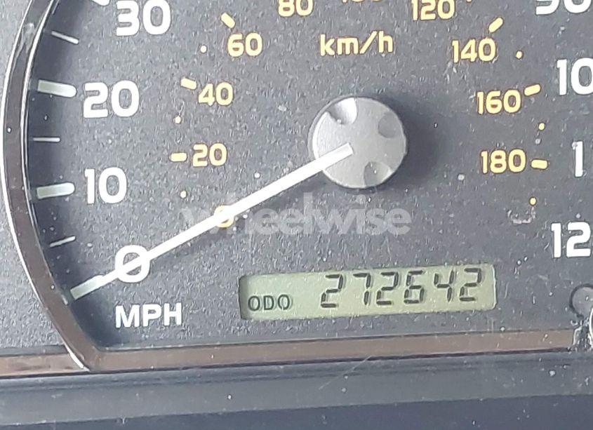 Photo 15 of 2005 Toyota Sequoia LIMITED V8 (VIN 5TDZT38A15S260392)